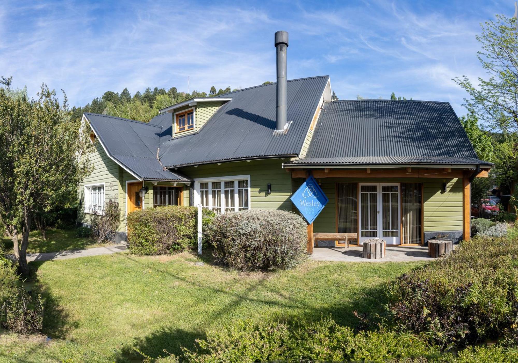 Wesley House Hosteria Boutique San Martín de los Andes Kültér fotó